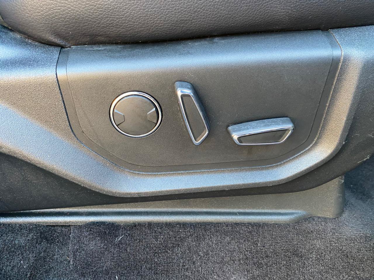 Used 2019 Ford Expedition Max Limited RWD image 64