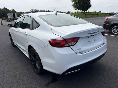 Used 2016 Chrysler 200 S w/ Navigation & Sound Group I AWD/4WD image 4