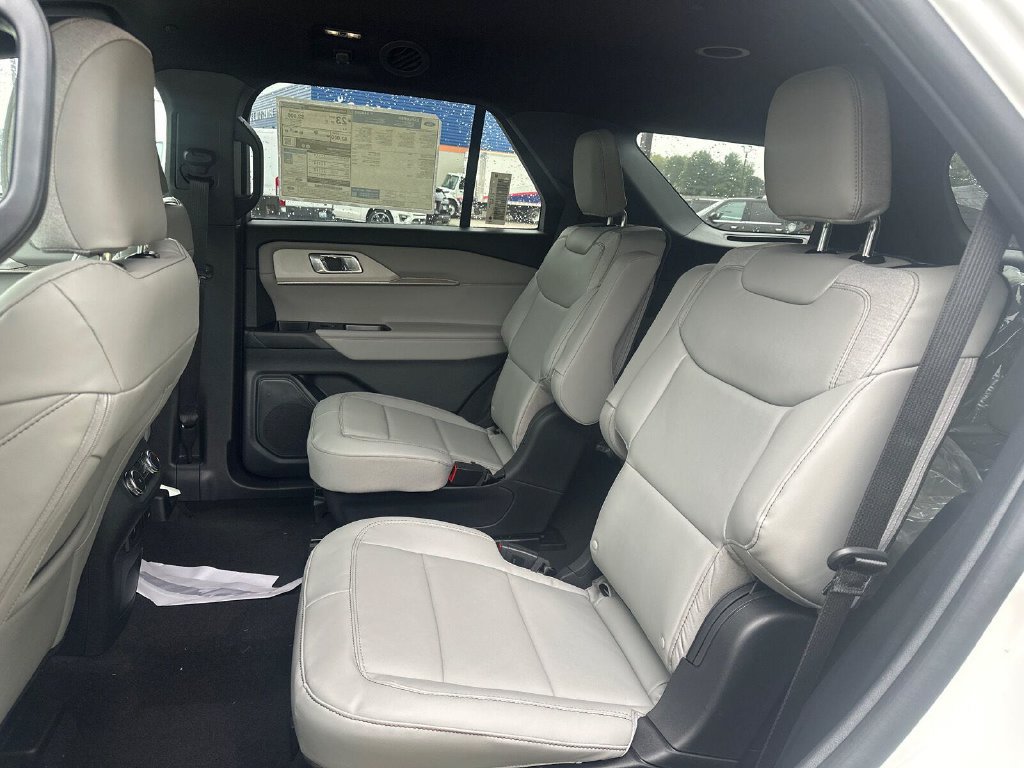 New 2027 Ford Explorer Active w/ Active Comfort Package AWD/4WD image 6