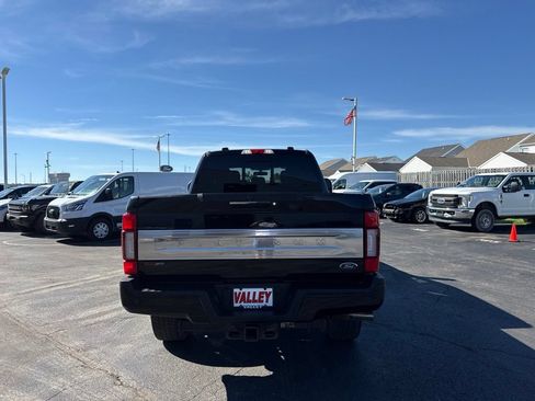 Used 2020 Ford F350 Platinum w/ FX4 Off-Road Package AWD/4WD image 49