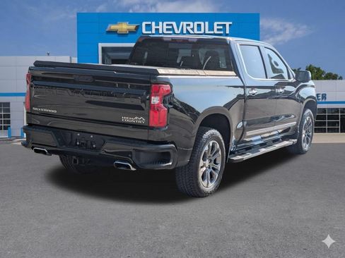 Used 2024 Chevrolet Silverado 1500 High Country w/ Technology Package AWD/4WD image 6