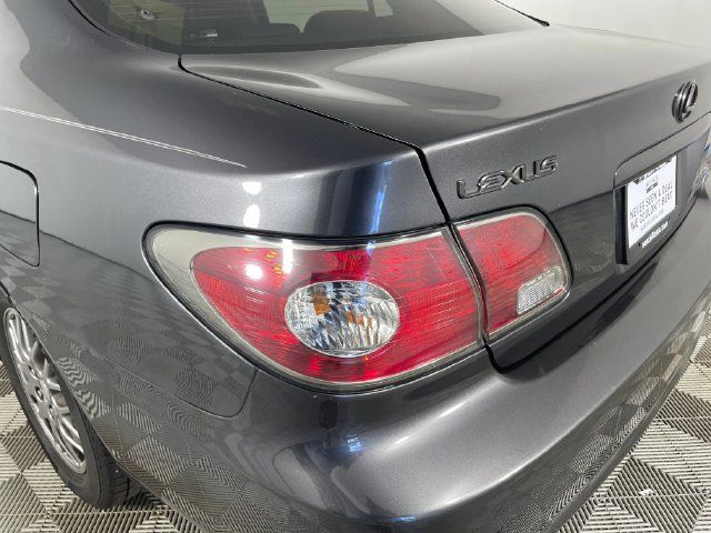 Used 2004 Lexus ES 330 FWD image 20