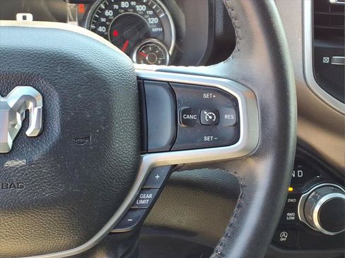 Used 2022 RAM 1500 Big Horn AWD/4WD image 12