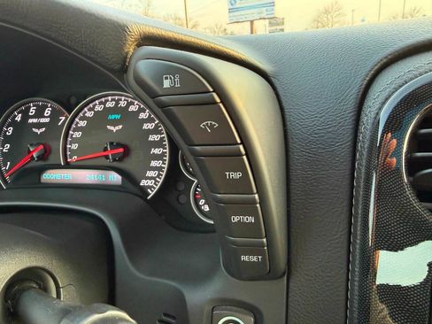 Used 2011 Chevrolet Corvette Grand Sport w/ Preferred Equipment Group image 43