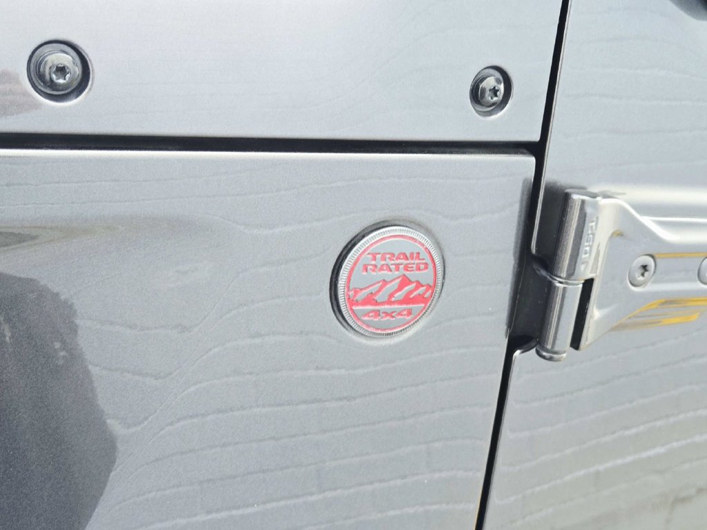 Certified 2021 Jeep Gladiator Rubicon AWD/4WD image 19