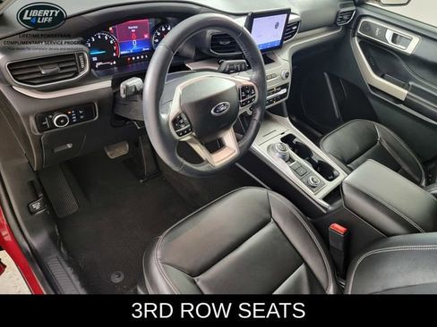 Used 2023 Ford Explorer XLT w/ Equipment Group 202A AWD/4WD image 13