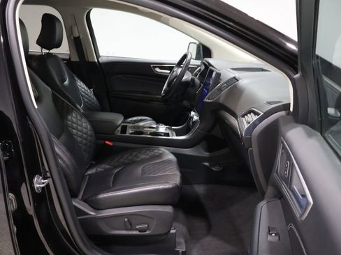 Used 2024 Ford Edge Titanium w/ Equipment Group 301A image 22