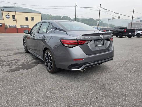 Used 2025 Nissan Sentra SR FWD image 6