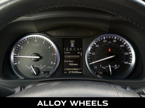 Used 2015 Toyota Highlander XLE image 27