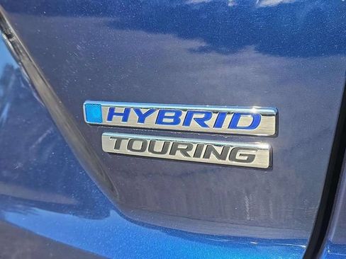 Used 2022 Honda CR-V Touring image 17