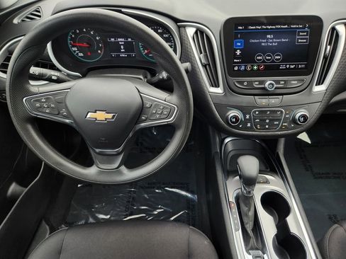 Used 2024 Chevrolet Malibu LT image 27
