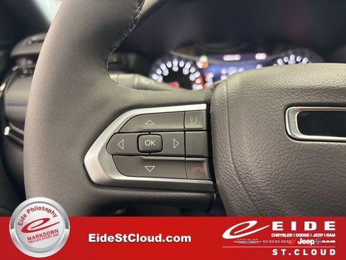 New 2026 Jeep Compass Latitude image 27