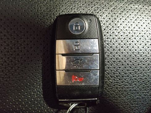 Used 2015 Kia Optima EX w/ EX Premium Package image 32