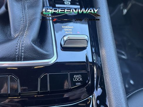 New 2026 Jeep Compass Latitude image 22