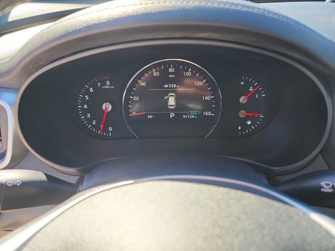 Used 2019 Kia Sorento SX image 22