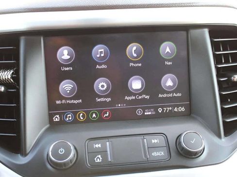 Used 2020 GMC Acadia SLT image 16