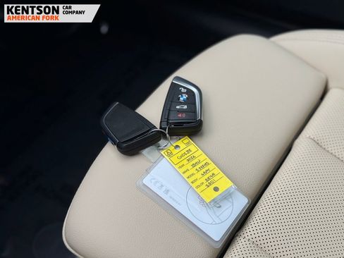 Used 2026 BMW 330i xDrive Sedan AWD/4WD image 36
