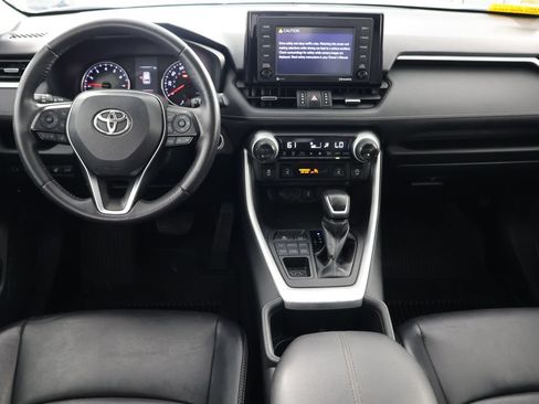 Used 2022 Toyota RAV4 XLE Premium AWD/4WD image 2