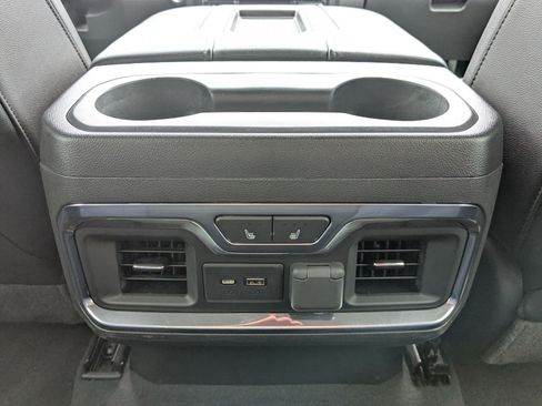 Used 2019 GMC Sierra 1500 SLT w/ SLT Premium Plus Package AWD/4WD image 34