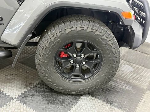 Used 2021 Jeep Gladiator Sport AWD/4WD image 15