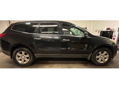 Used 2012 Chevrolet Traverse LT image 5
