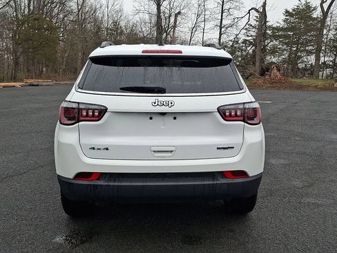 Used 2022 Jeep Compass Latitude w/ Convenience Group AWD/4WD image 8