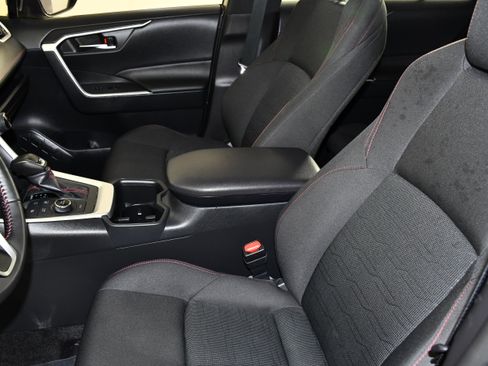 Used 2024 Toyota RAV4 SE w/ Weather & Moonroof Package AWD/4WD image 38