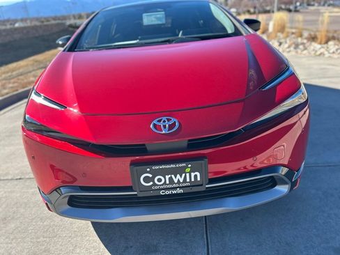 New 2026 Toyota Prius XLE FWD image 2