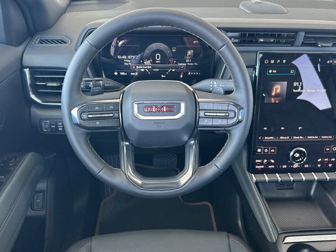 New 2026 GMC Terrain AT4 w/ Technology Package II AWD/4WD image 13