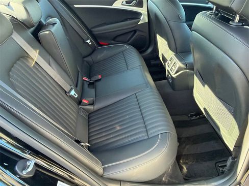 Used 2026 Genesis G70 2.5T Prestige image 15