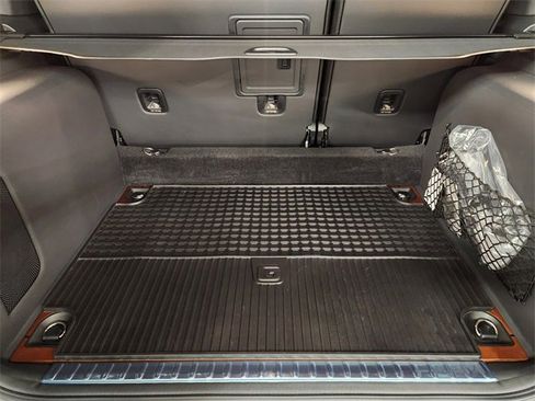 Used 2025 Mercedes-Benz G 63 AMG 4MATIC image 35