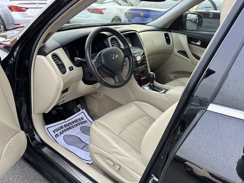 Used 2016 INFINITI QX50 AWD w/ Premium Plus Package image 7