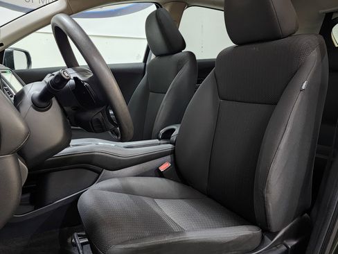Used 2018 Honda HR-V EX image 15
