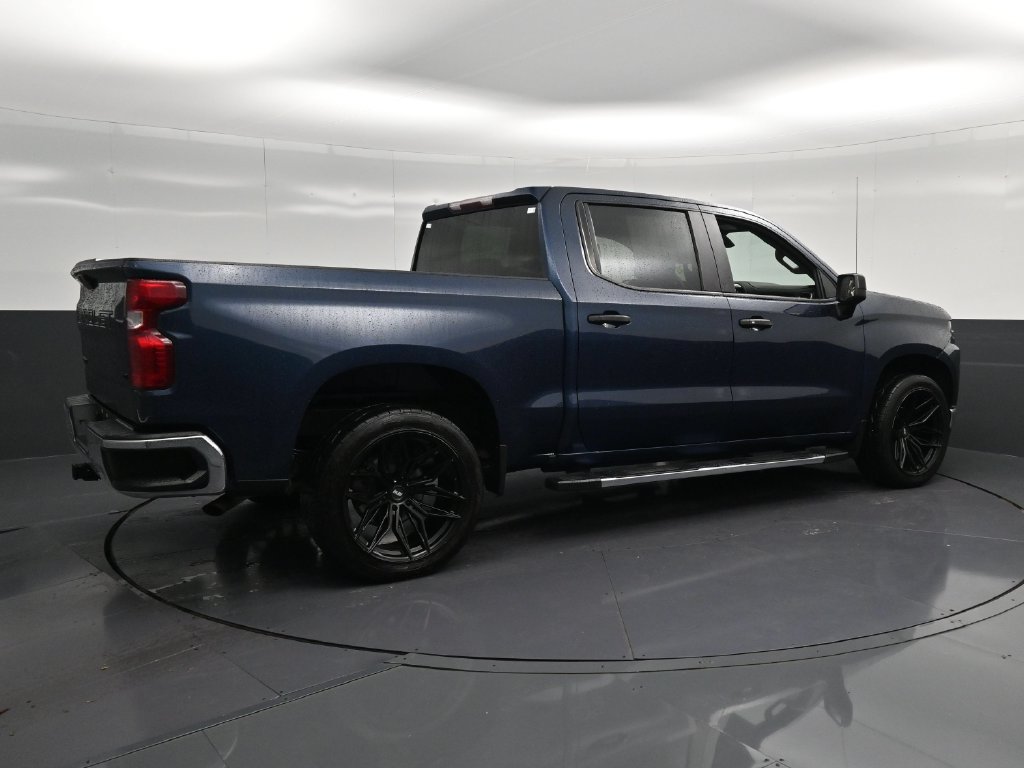 Used 2022 Chevrolet Silverado 1500 LT RWD image 3