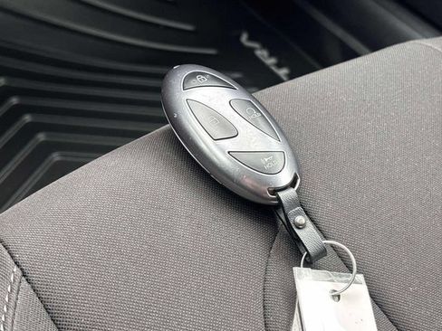 Certified 2025 Hyundai Elantra Sport FWD image 27