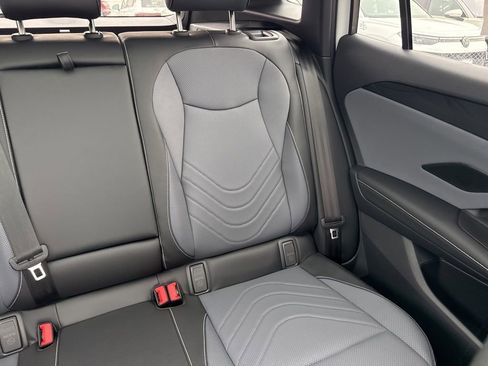 New 2026 Volkswagen Tiguan SE R-Line AWD/4WD image 15