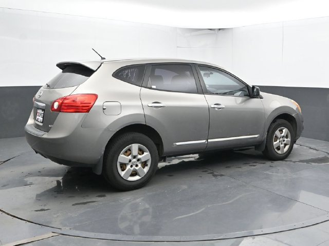 Used 2013 Nissan Rogue S AWD/4WD image 2