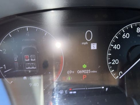 Used 2022 Honda Civic EX image 12