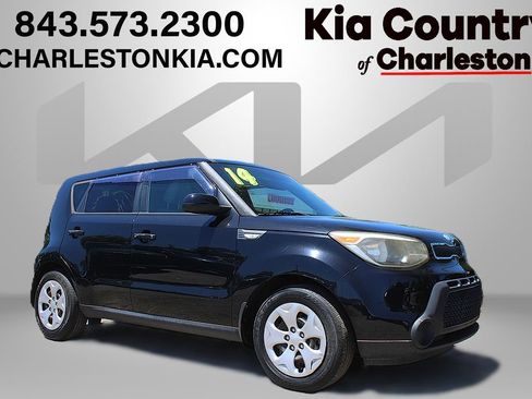 Used 2014 Kia Soul FWD image 1