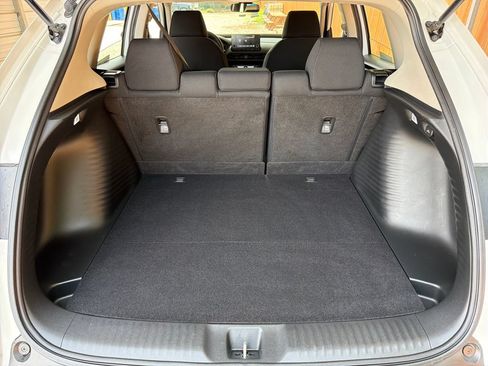 Used 2023 Honda HR-V LX image 30