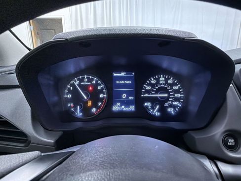 Used 2024 Subaru Crosstrek 2.0i AWD/4WD image 21