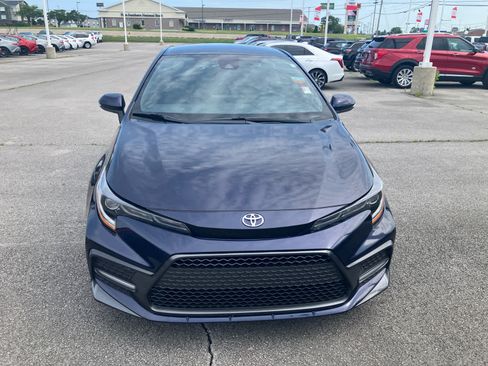 Certified 2022 Toyota Corolla SE FWD image 4