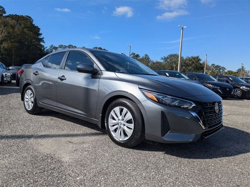 New 2025 Nissan Sentra S image 2