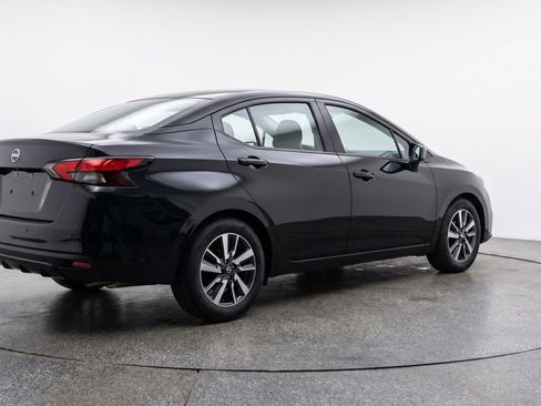 Used 2025 Nissan Versa SV FWD image 9