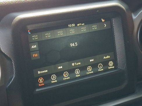 Certified 2022 Jeep Wrangler Unlimited Sport AWD/4WD image 17