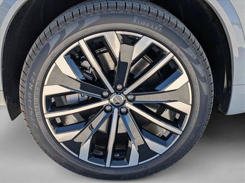 New 2026 Volvo XC90 T8 Ultra w/ Protection Package Premier AWD/4WD image 10