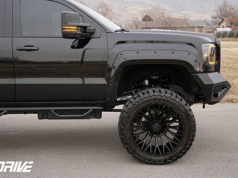 Used 2015 GMC Sierra 2500 Denali w/ Duramax Plus Package image 14