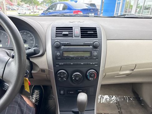 Used 2009 Toyota Corolla FWD image 18