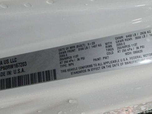 Used 2024 Jeep Wrangler Unlimited Sahara w/ Technology Group image 16