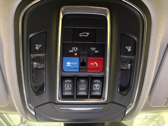 Used 2024 Jeep Grand Cherokee Limited w/ Trailer Tow Package AWD/4WD image 25